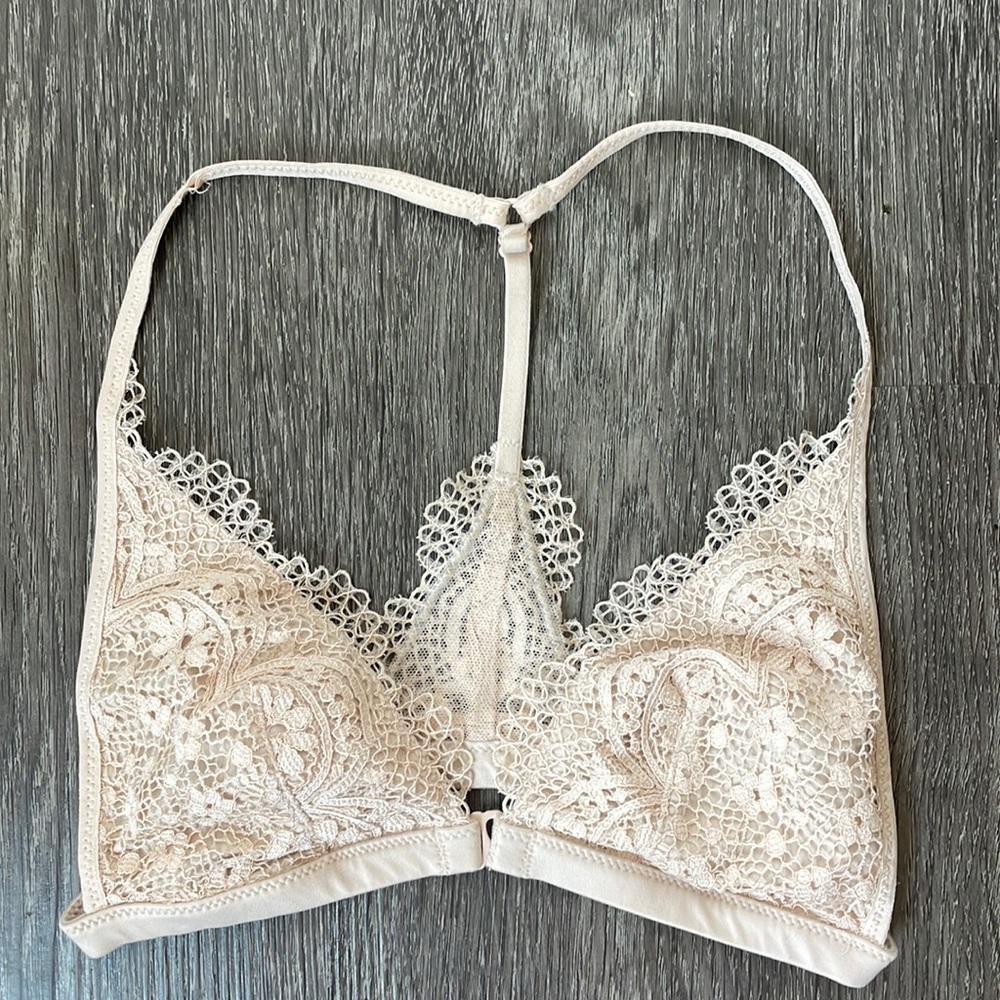 NWOT Victoria Secret’s Racerback Bralette